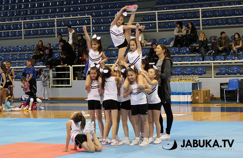 cheerleading_cheerdance_prvenstvo_siroki_31-810x527