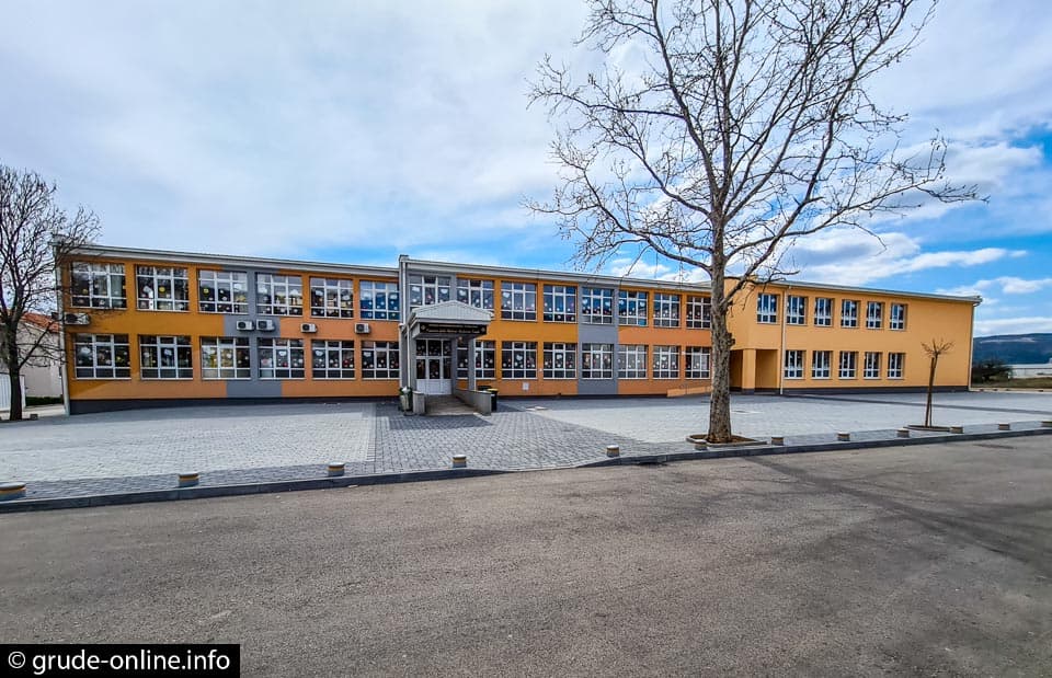 Ilustracija članka: Najavljen štrajk upozorenja u svim osnovnim školama u ŽZH