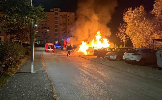 U Posušju gorio krov poduzeća, vatrogasci spašavali osobu nakon prometne u Ljubuškom