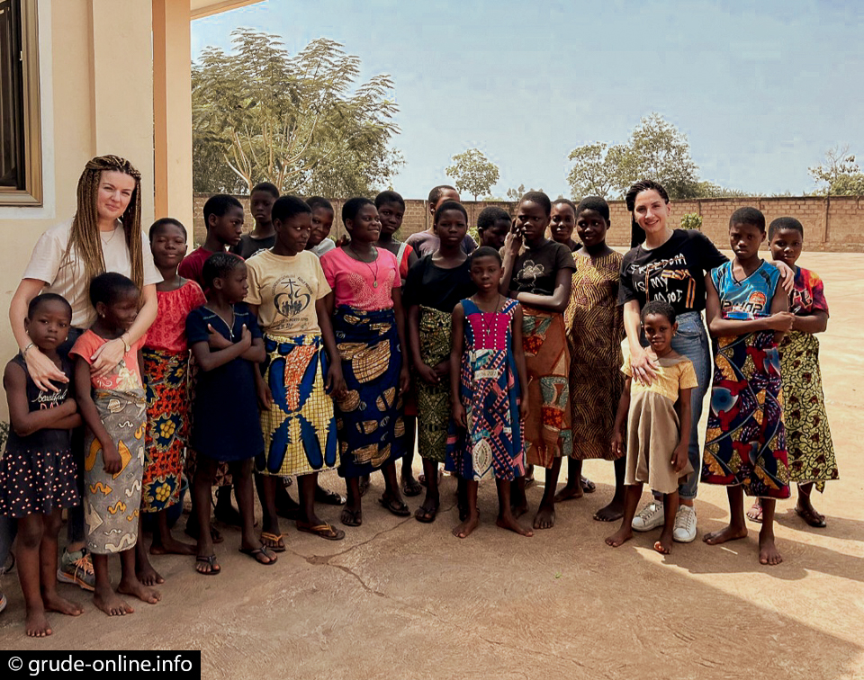 Gruđanke u misiji života: Volontiranje u Africi iskustvo je koje se ne može platiti (FOTO)