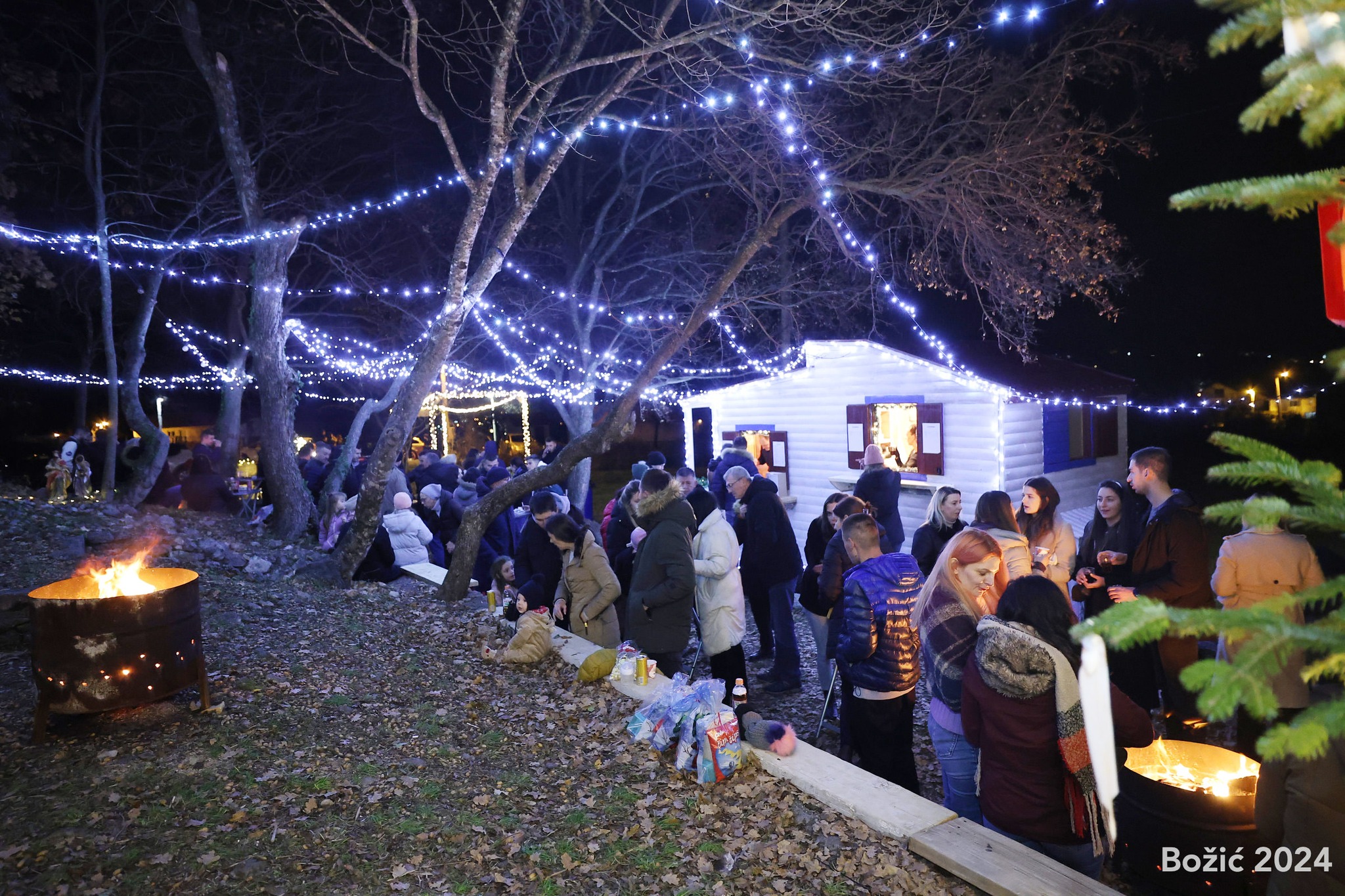 FOTO: Uspješno završen humanitarni advent u Bobanima