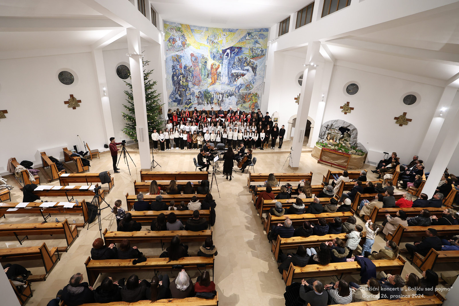 FOTO: U Gorici održan koncert „Božiću sad pojmo”